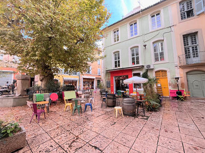 Local commercial - 80 m² - 3 pièces