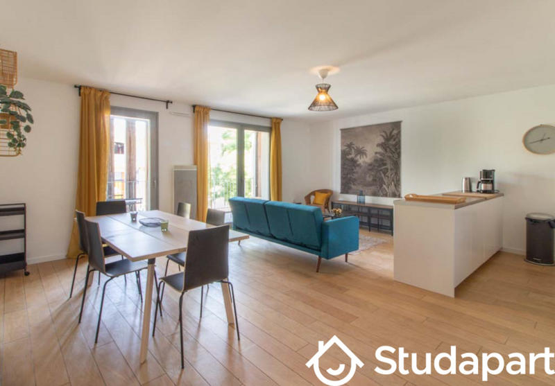 Chambre - 13 m² - 1 pièce