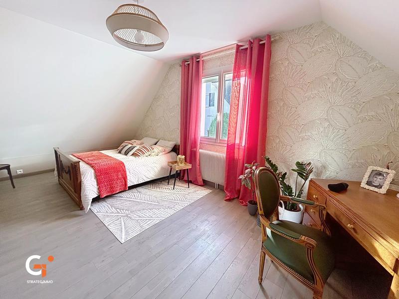 Maison - 127 m² - 6 pièces