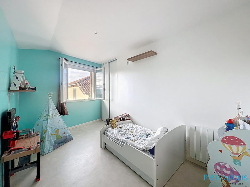 Maison - 105 m² - 4 pièces