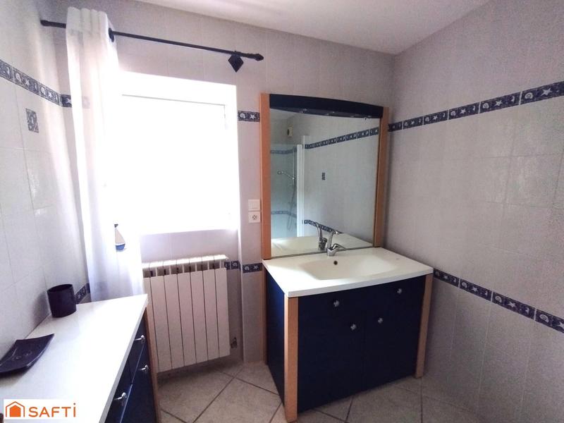 Maison - 228 m² - 6 pièces