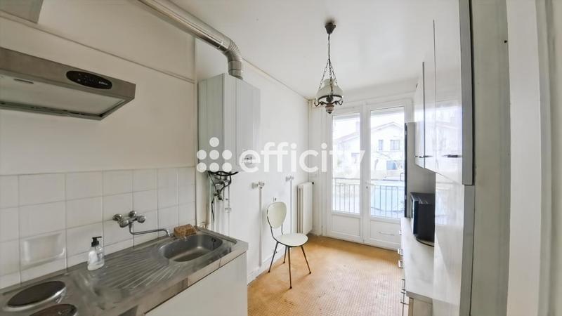 Appartement ancien - 49 m² - 3 pièces