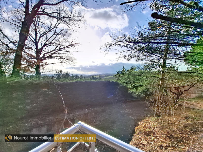 Maison - 107 m² - 6 pièces