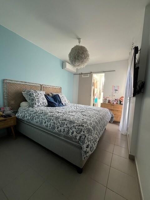 Maison jumelée - 85 m² - 5 pièces