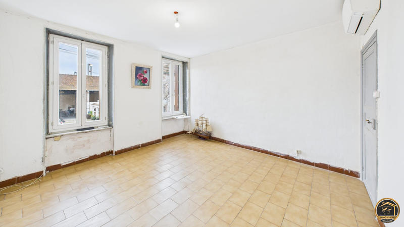 Maison - 170 m² - 5 pièces