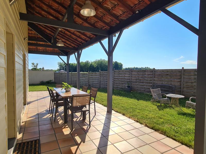 Maison - 140 m² - 5 pièces