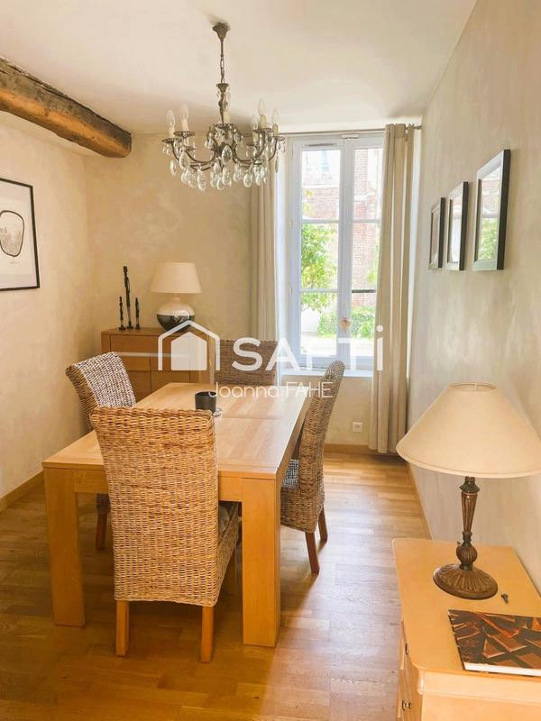 Maison - 191 m² - 10 pièces