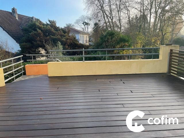 Appartement - 103 m² - 3 pièces