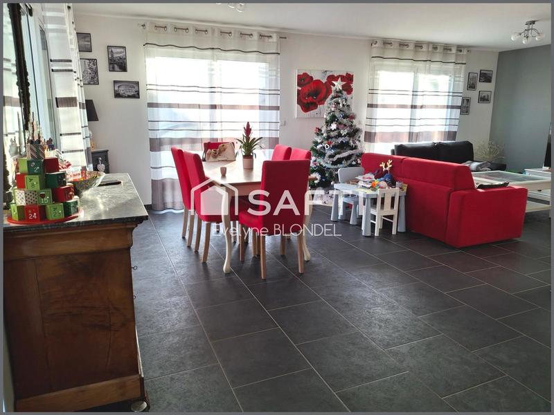 Maison - 110 m² - 5 pièces