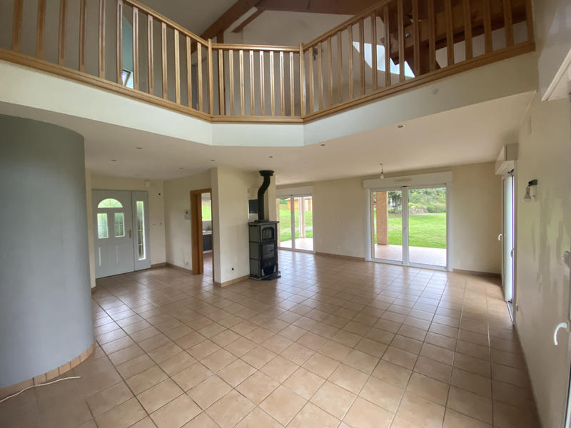 Maison - 160 m² - 8 pièces