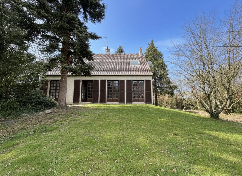 Maison - 112 m² - 6 pièces