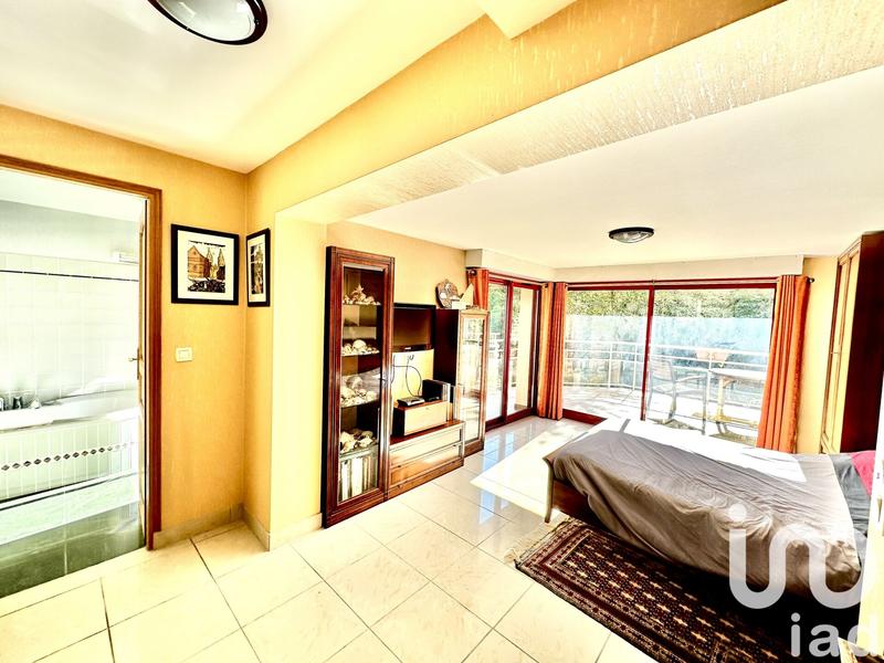 Maison de maîtres - 310 m² - 10 pièces