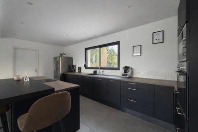 Maison - 149 m² - 6 pièces