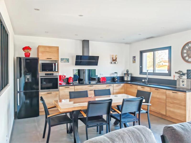 Maison - 76 m² - 3 pièces