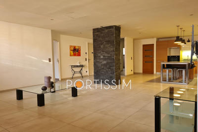 Local commercial - 93 m²