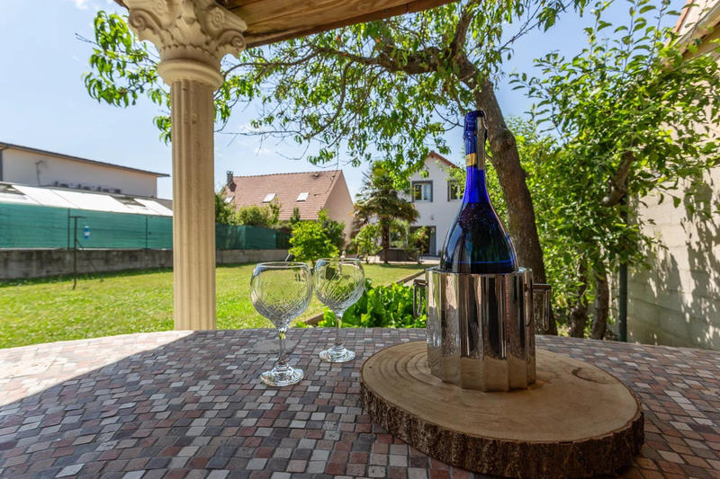 Maison - 191 m² - 9 pièces