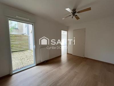 Maison - 111 m² - 6 pièces