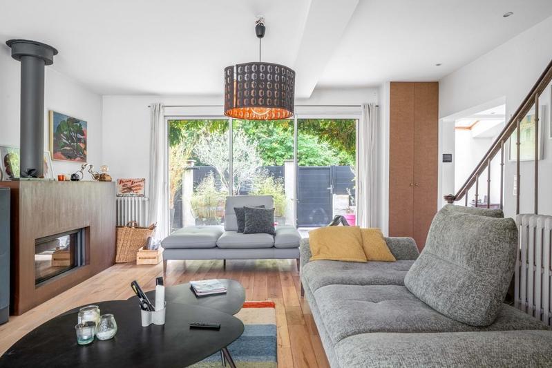 Maison - 208 m² - 7 pièces