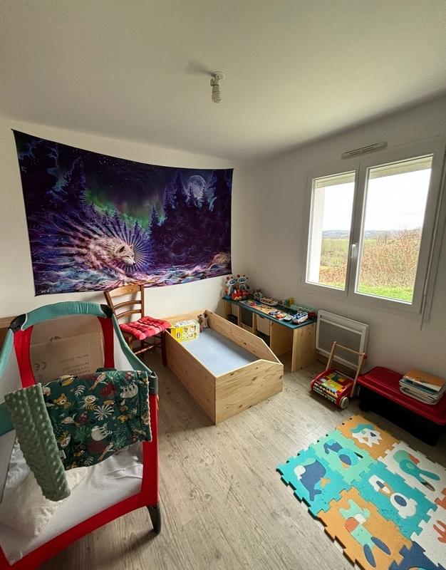 Maison - 104 m² - 4 pièces