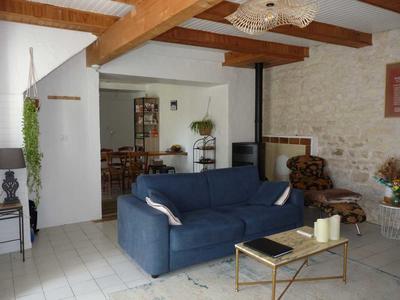 Maison - 142 m² - 8 pièces