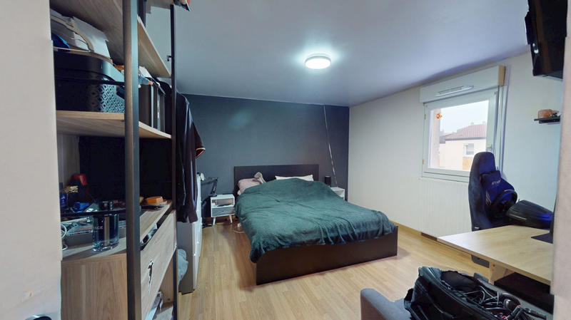 Maison - 95 m² - 5 pièces