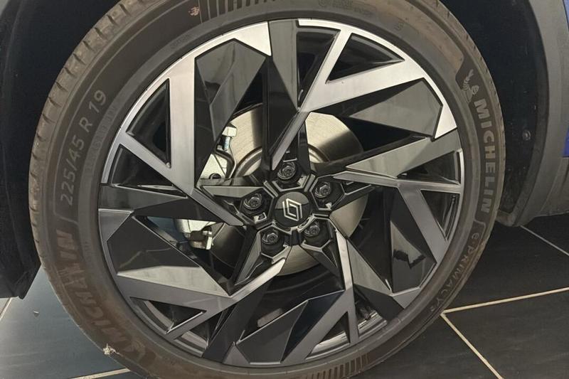 Renault Captur E-Tech full hybrid 145 ch esprit Alpine