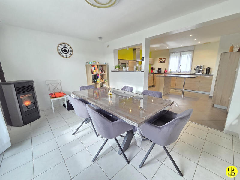 Maison - 110 m² - 4 pièces