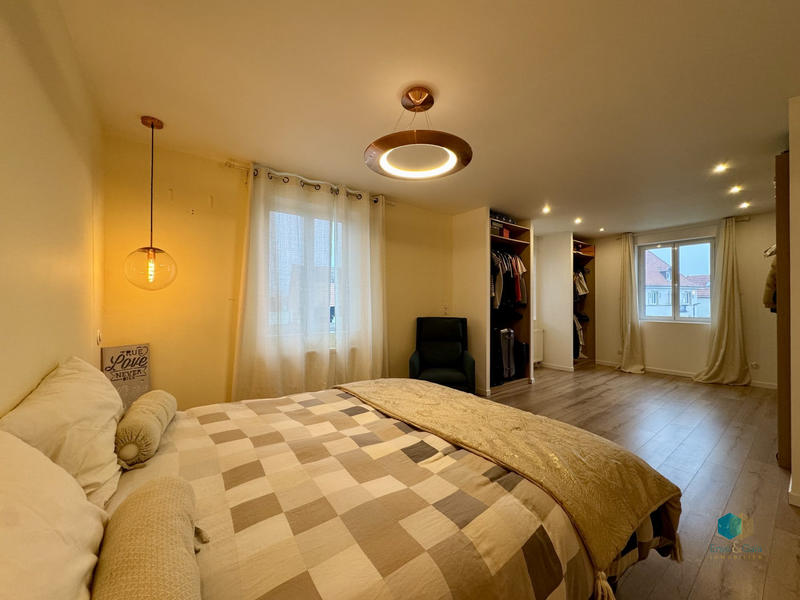 Maison - 131 m² - 5 pièces