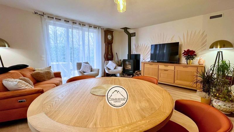 Maison - 87 m² - 4 pièces