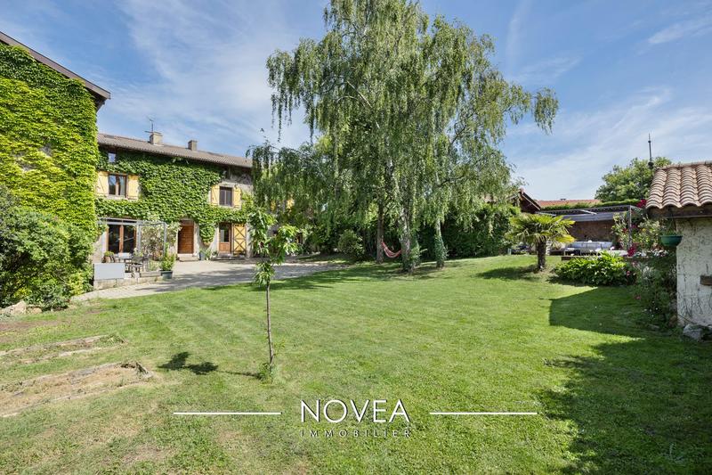 Ferme - 225 m² - 8 pièces