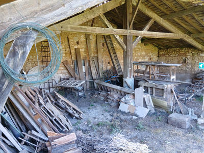 Maison - 150 m² - 1 pièce