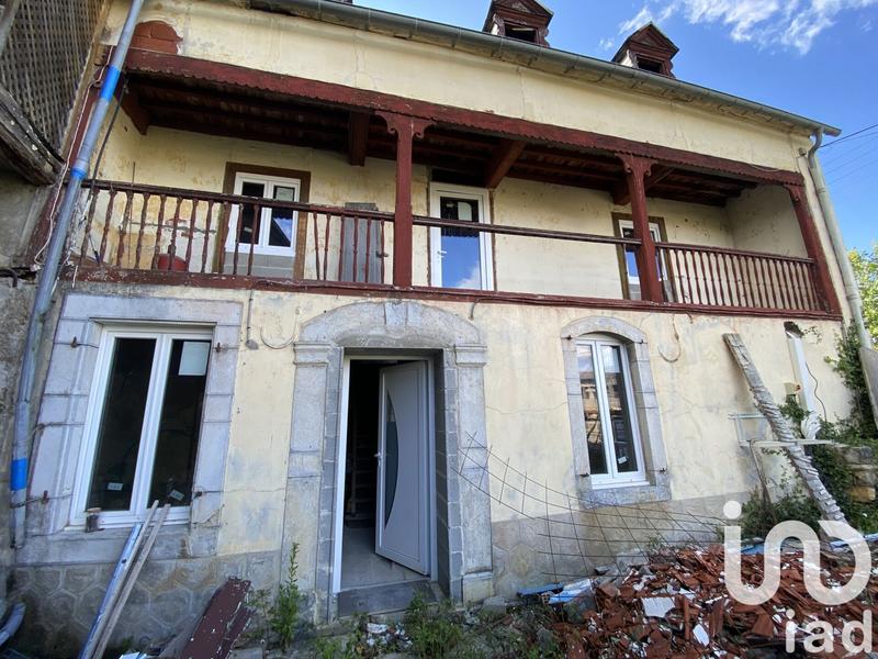 Maison - 190 m² - 2 pièces