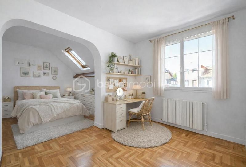 Maison - 219 m² - 8 pièces