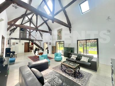 Maison - 160 m² - 5 pièces