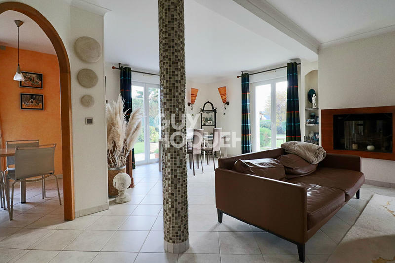 Maison - 121 m² - 6 pièces