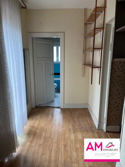 Maison - 128 m² - 7 pièces