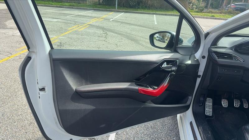 Peugeot 208 1.6 Thp 200 Gti