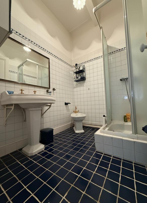 Appartement bourgeois - 200 m² - 6 pièces