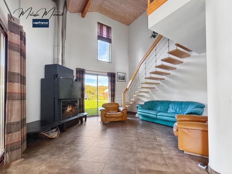 Maison - 180 m² - 5 pièces