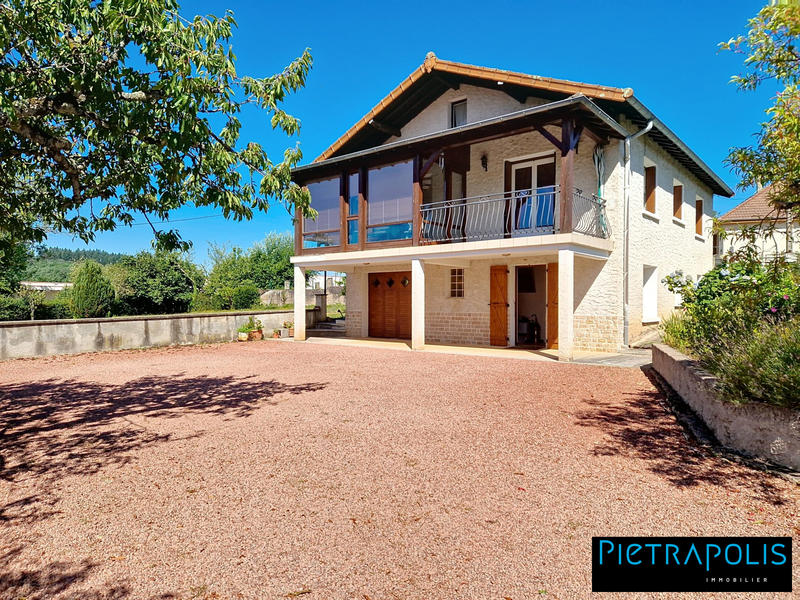 Maison - 102 m² - 5 pièces