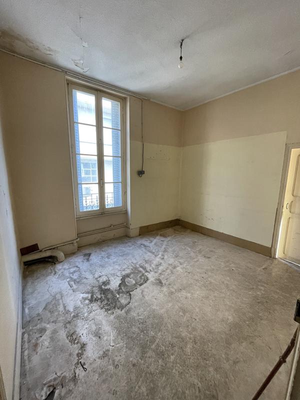 Appartement - 120 m² - 8 pièces