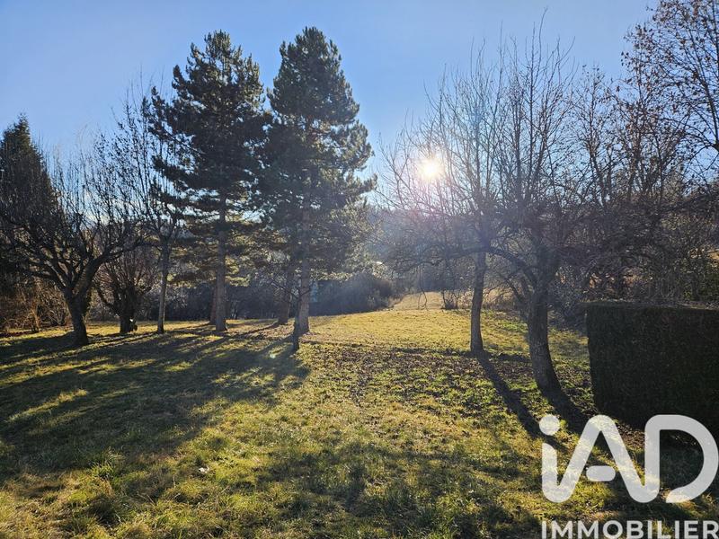 Maison - 372 m² - 14 pièces