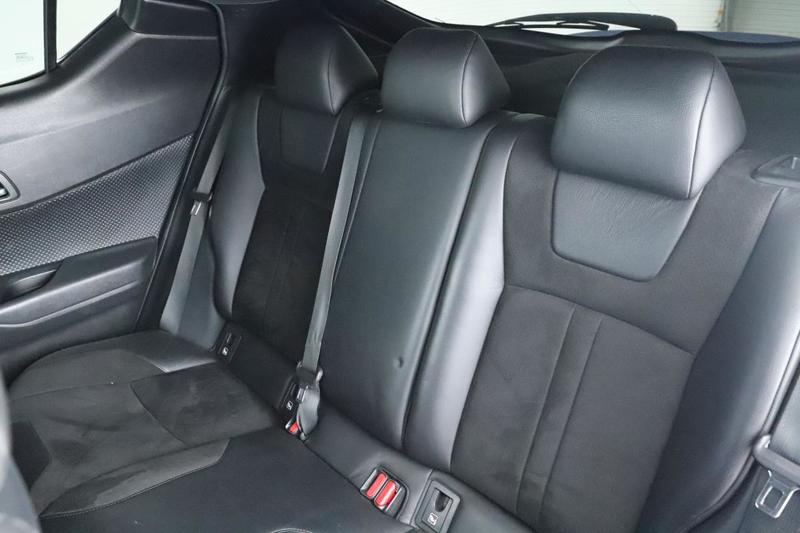 Toyota c-Hr 1.8 Hybride Collection 122 ch