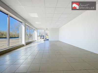 Local commercial - 52 m² - 1 pièce