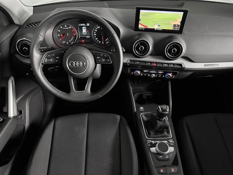 Audi Q2 30 Tfsi 110ch Ja17p Sieges Chauff Camera Grand Gps Regul Full Led Jukebox Clim 110 Ch 1°Main