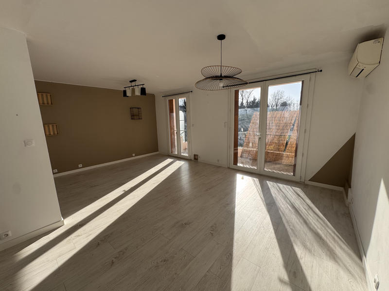 Appartement - 70 m² - 4 pièces