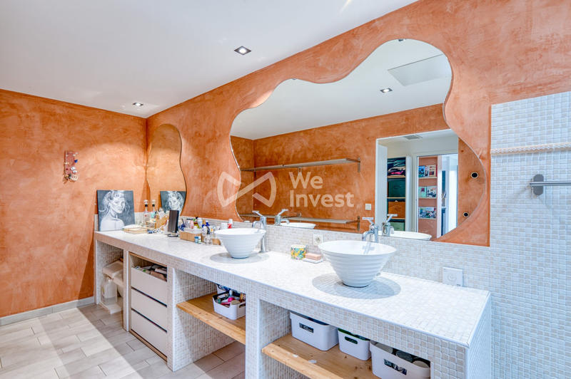 Maison - 182 m² - 5 pièces