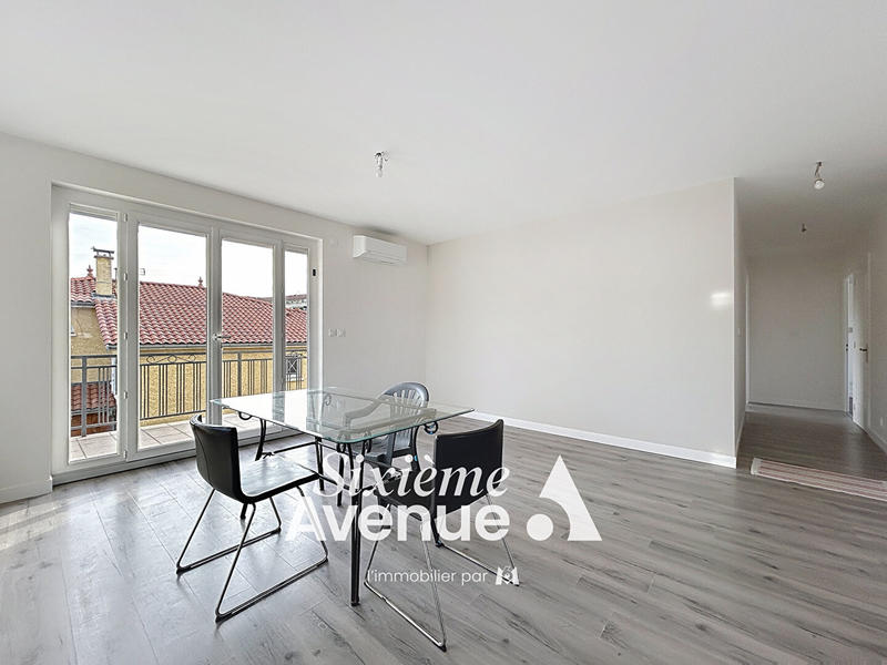 Appartement - 83 m² - 4 pièces