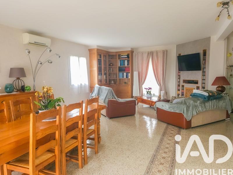 Maison - 180 m² - 8 pièces