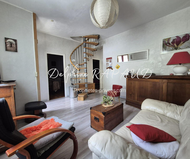 Maison - 82 m² - 6 pièces